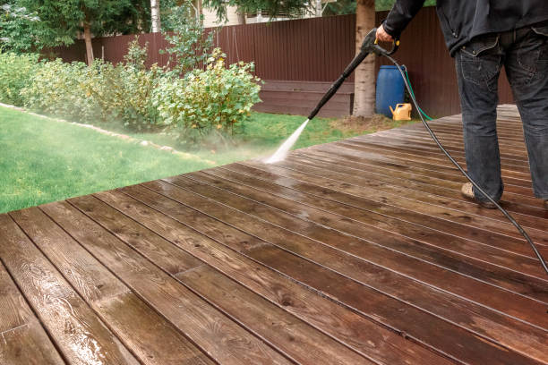 Best Pool Deck Cleaning  in Sarasota, FL